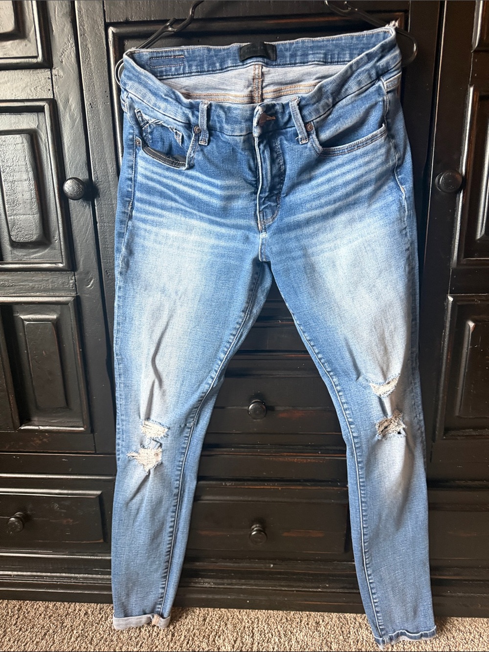 Buckle Black Light Blue Distressed Women's Skinny Jeans stretchy